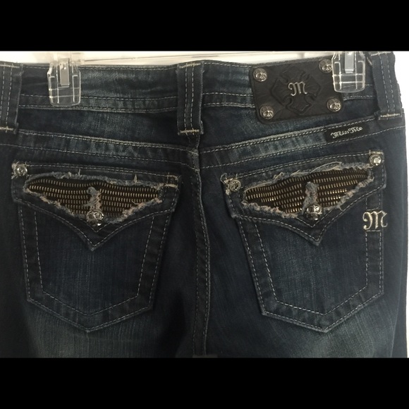 Miss Me Blue Jeans - Picture 2 of 5